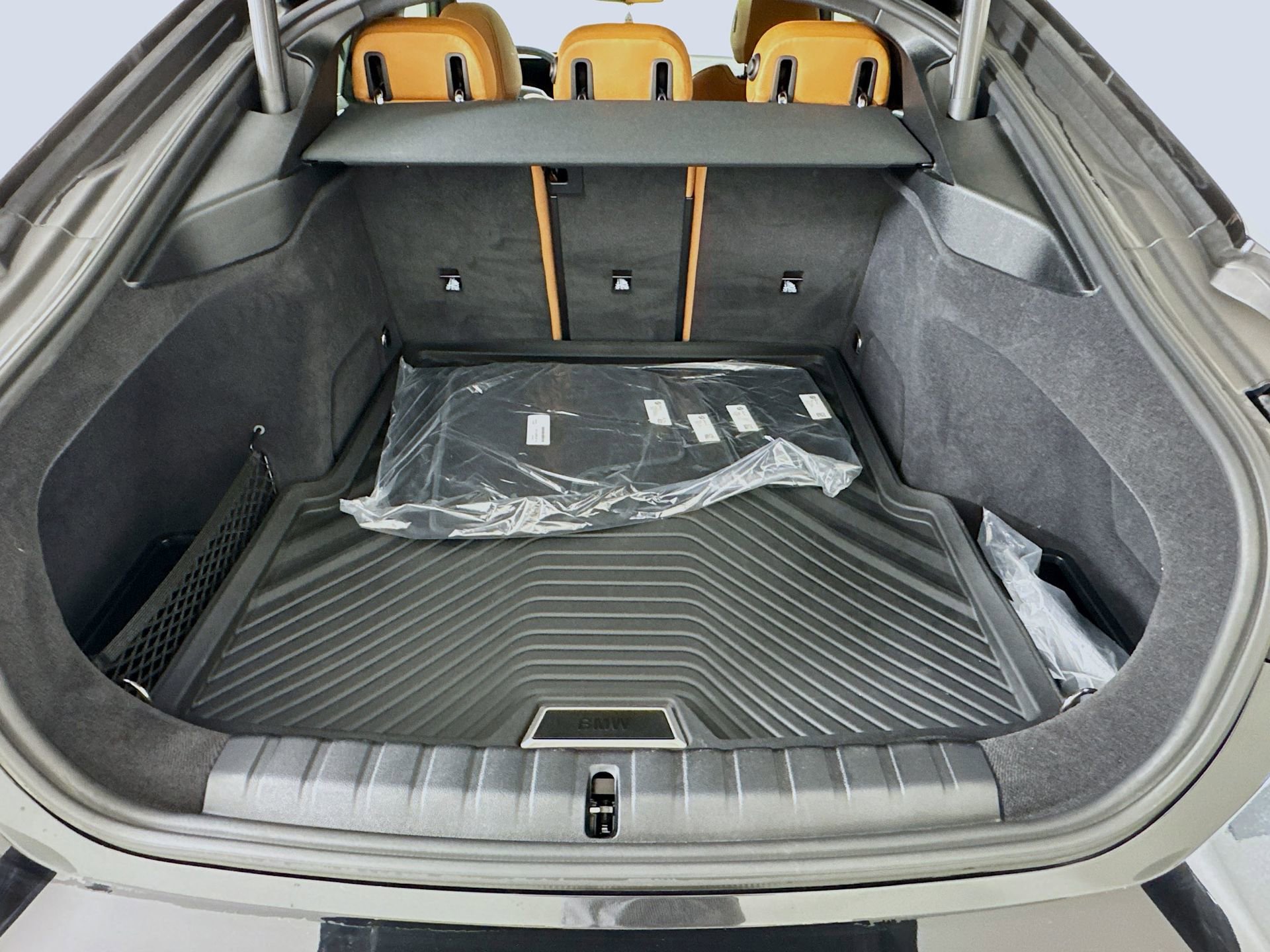 Used 2025 BMW i4 xDrive40i w/ Premium Package image 27