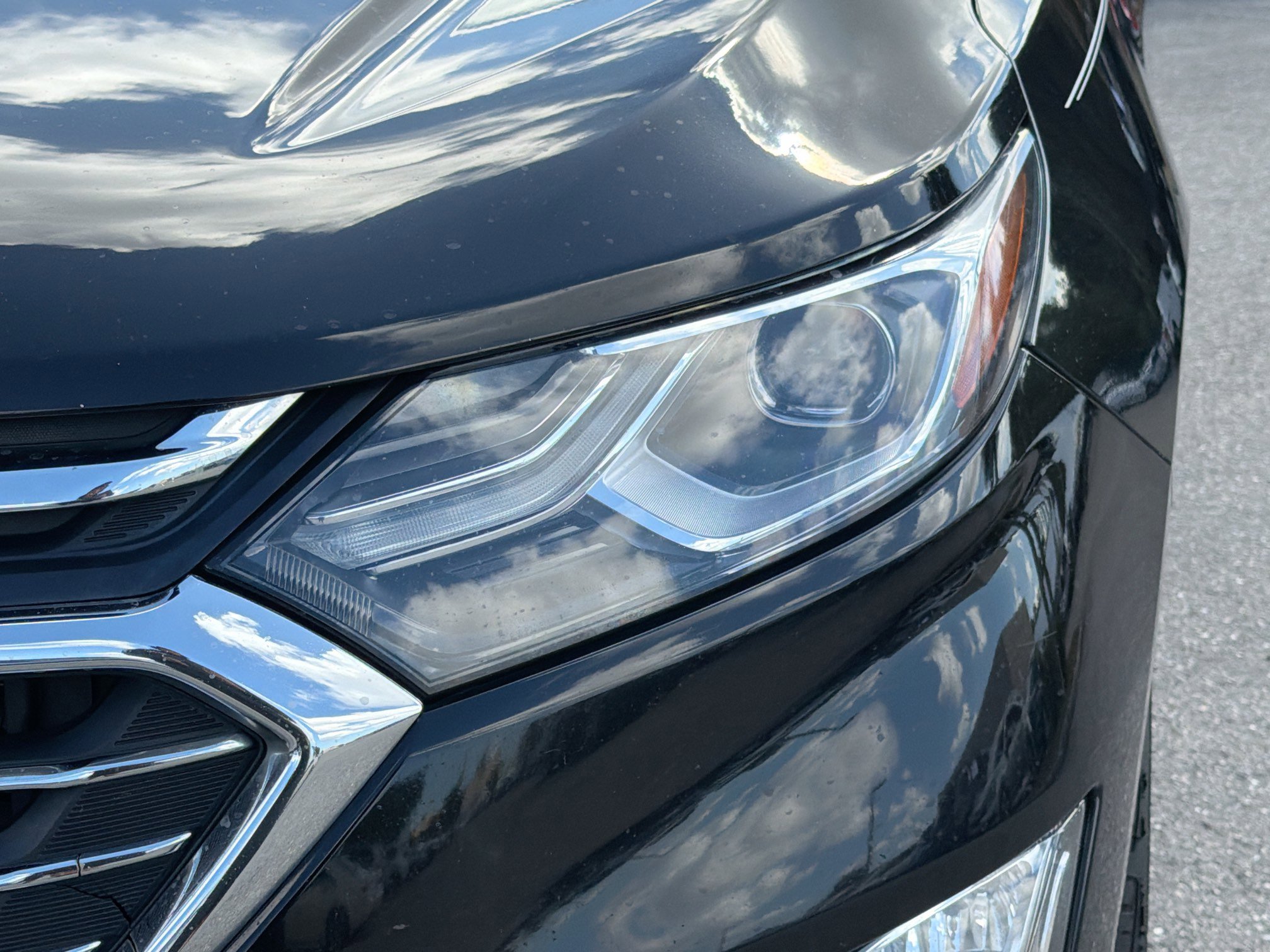 Used 2020 Chevrolet Equinox Premier image 9