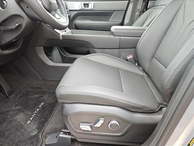 New 2025 Hyundai Santa Fe SEL image 4