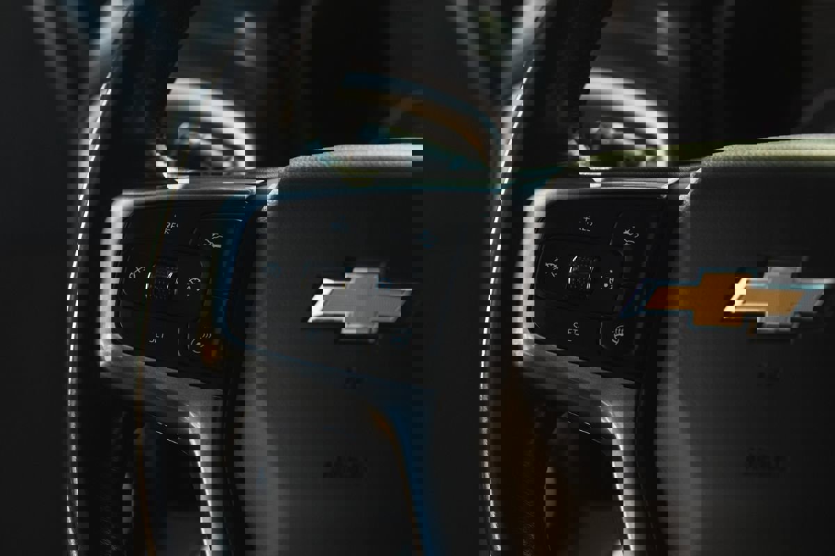 Used 2020 Chevrolet Silverado 1500 LT w/ All-Star Edition image 19