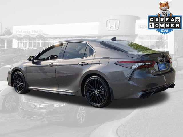 Used 2023 Toyota Camry XSE image 3