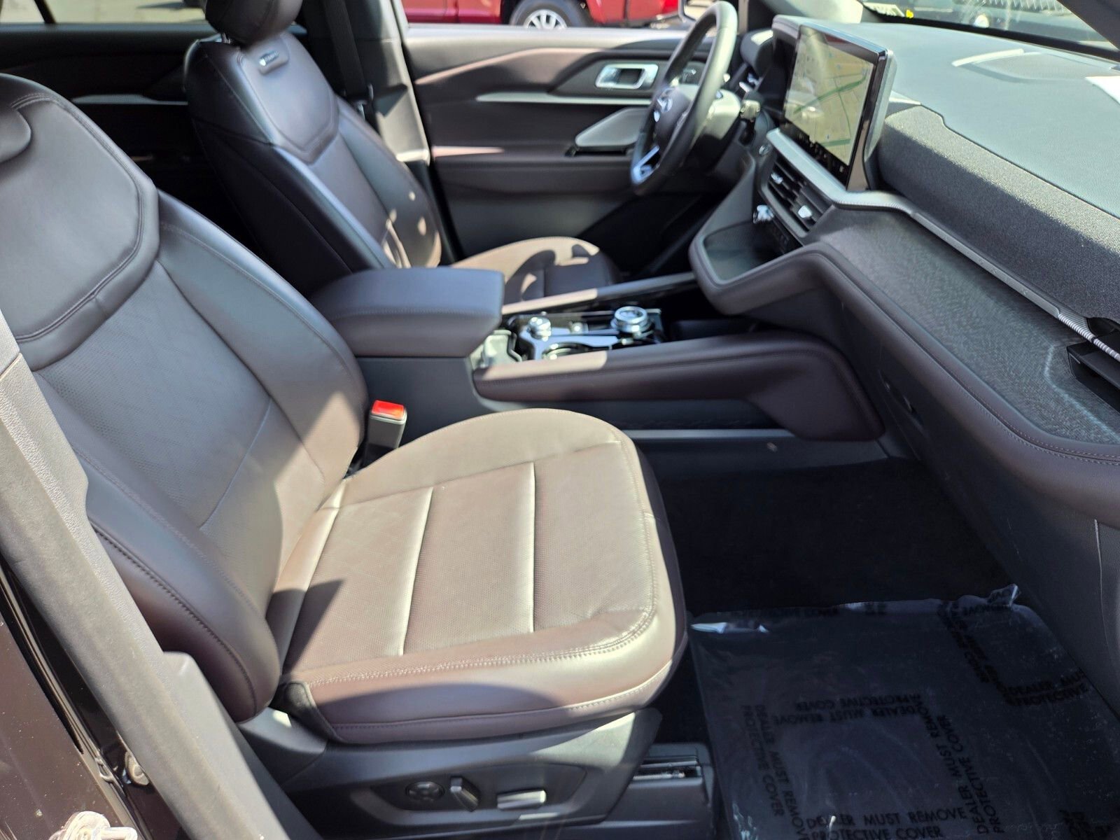 Certified 2026 Ford Explorer Platinum RWD image 16