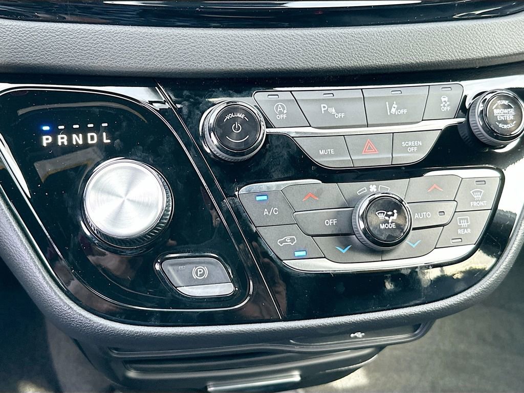New 2026 Chrysler Voyager LX FWD image 16