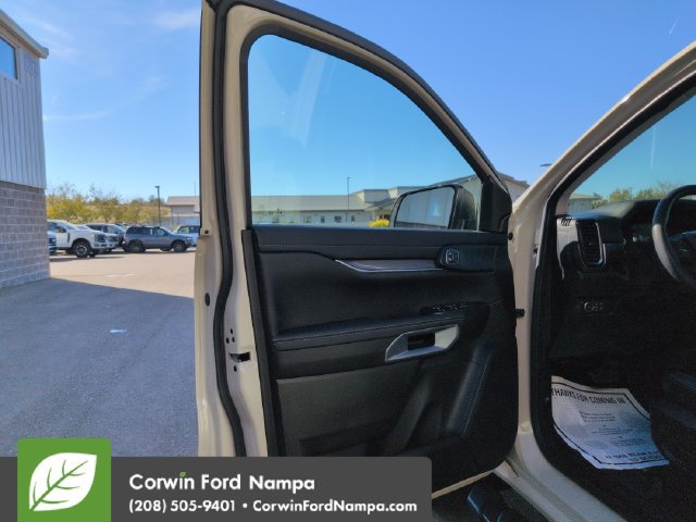 Used 2025 Ford Ranger Lariat w/ FX4 Off-Road Package AWD/4WD image 10