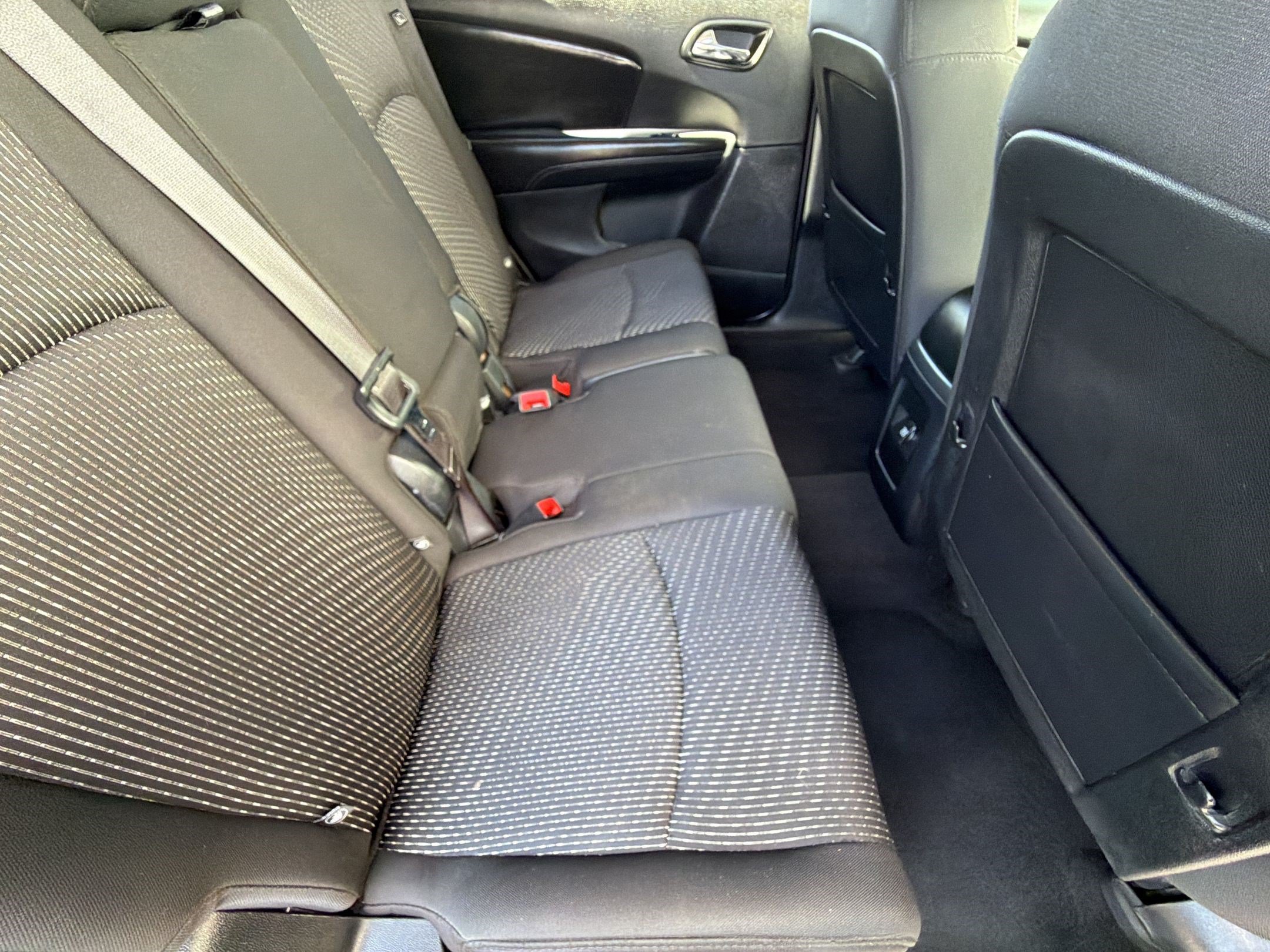 Used 2020 Dodge Journey SE w/ SE Popular Equipment Group FWD image 29