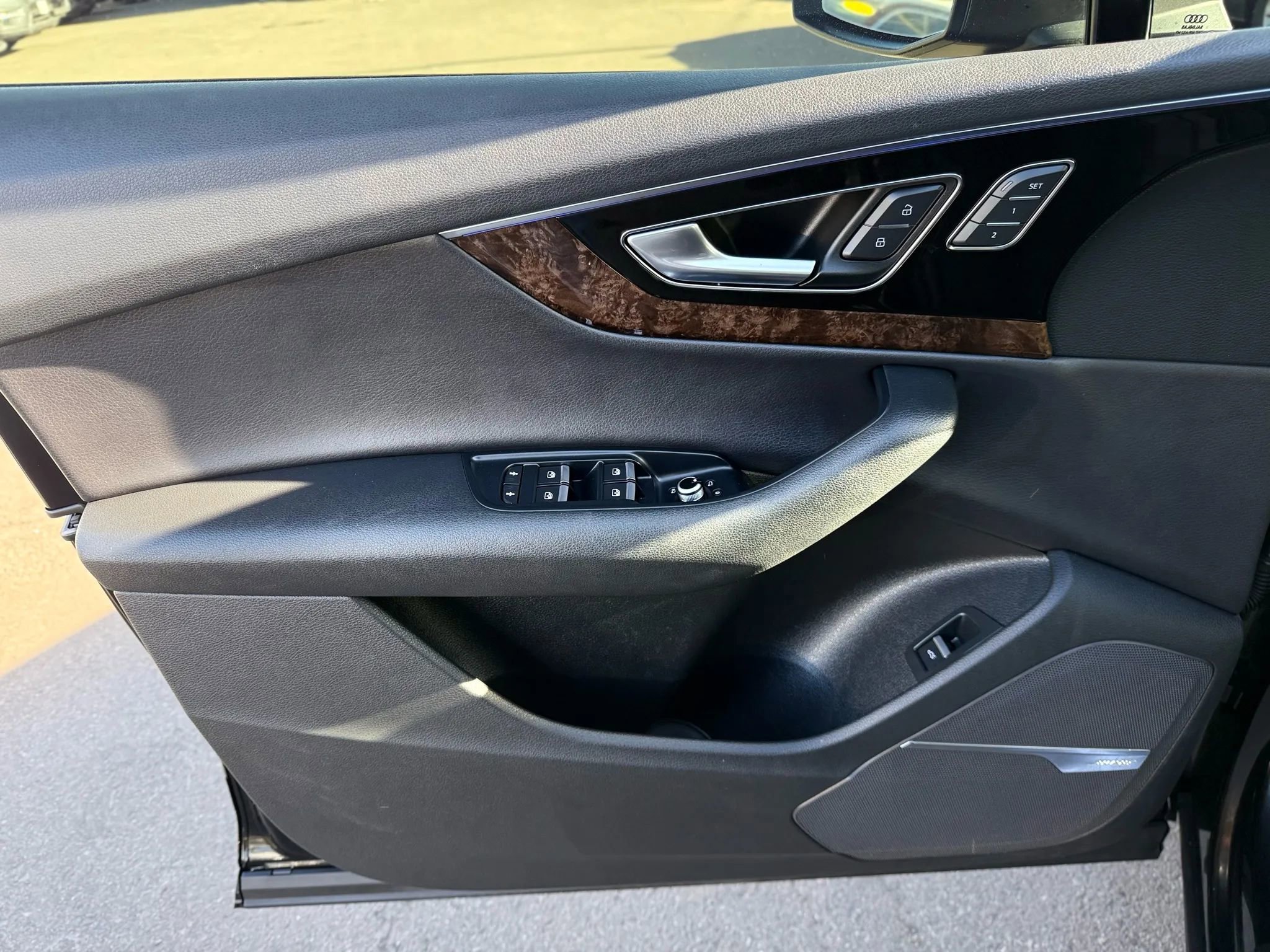 Used 2018 Audi Q7 3.0T Prestige w/ Prestige Package image 15