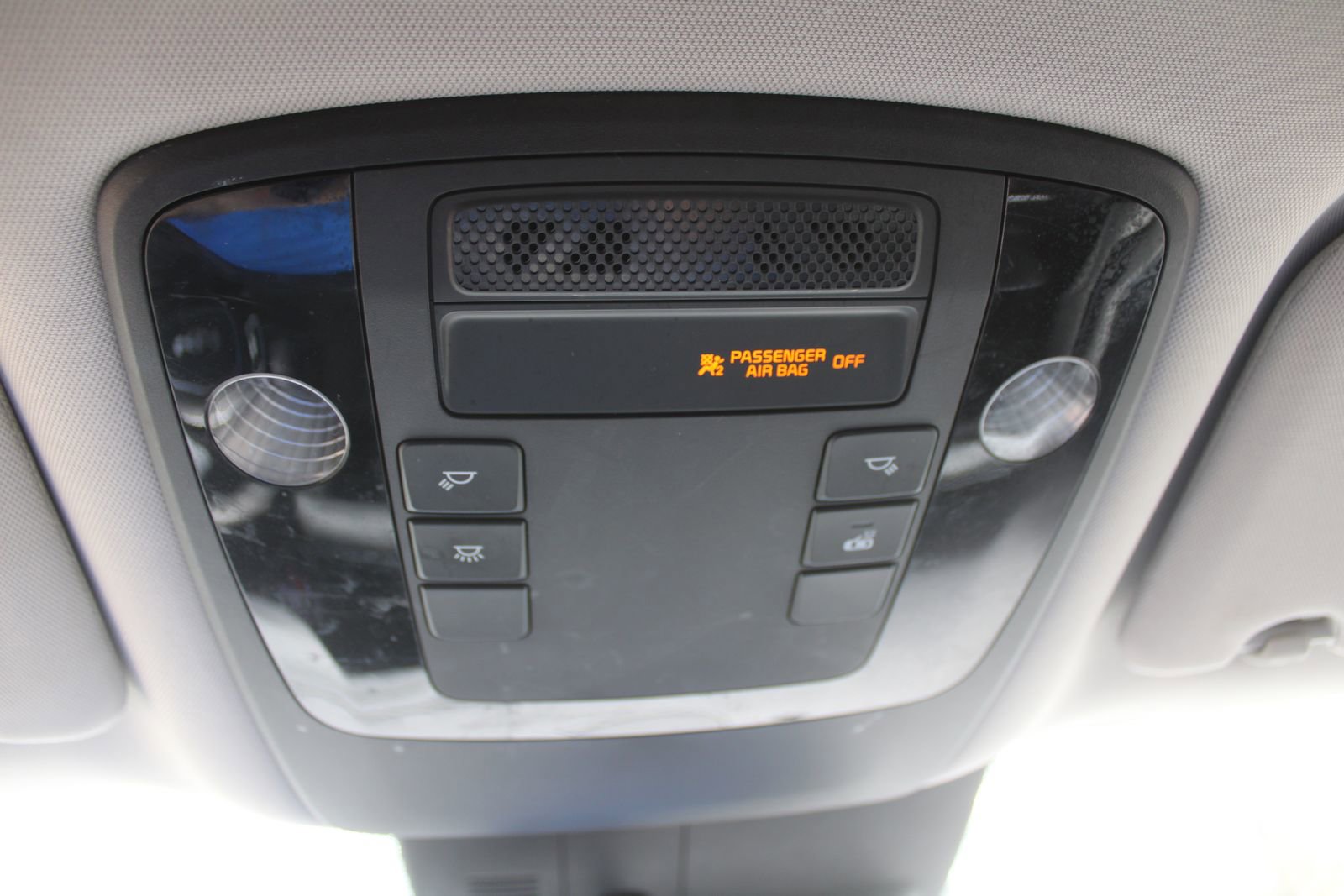 Used 2022 Kia Carnival LX image 57