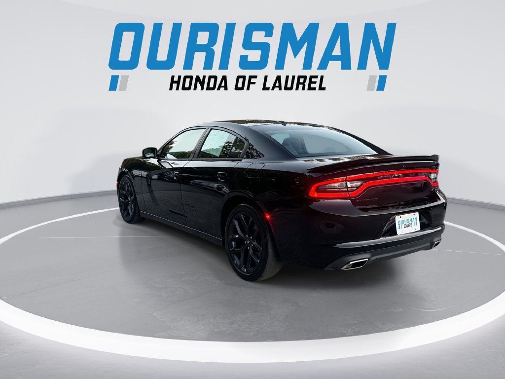 Used 2020 Dodge Charger SXT w/ Plus Group RWD image 6
