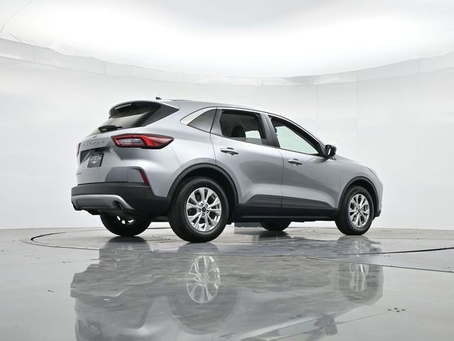 Used 2024 Ford Escape Active w/ Cold Weather Package image 29