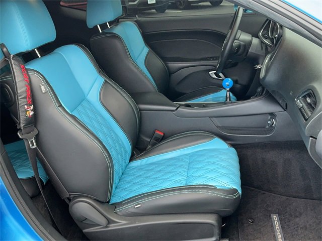 Used 2016 Dodge Challenger R/T Scat Pack w/ Leather Interior Group image 17
