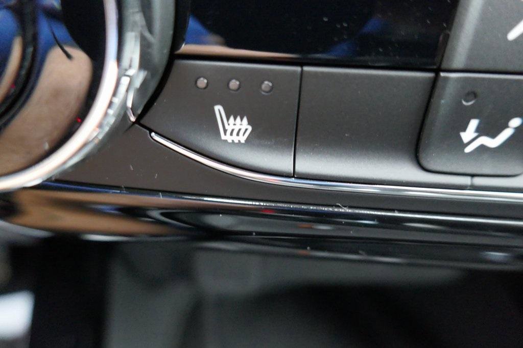 New 2026 Chevrolet Trax RS w/ Sunroof Package image 17