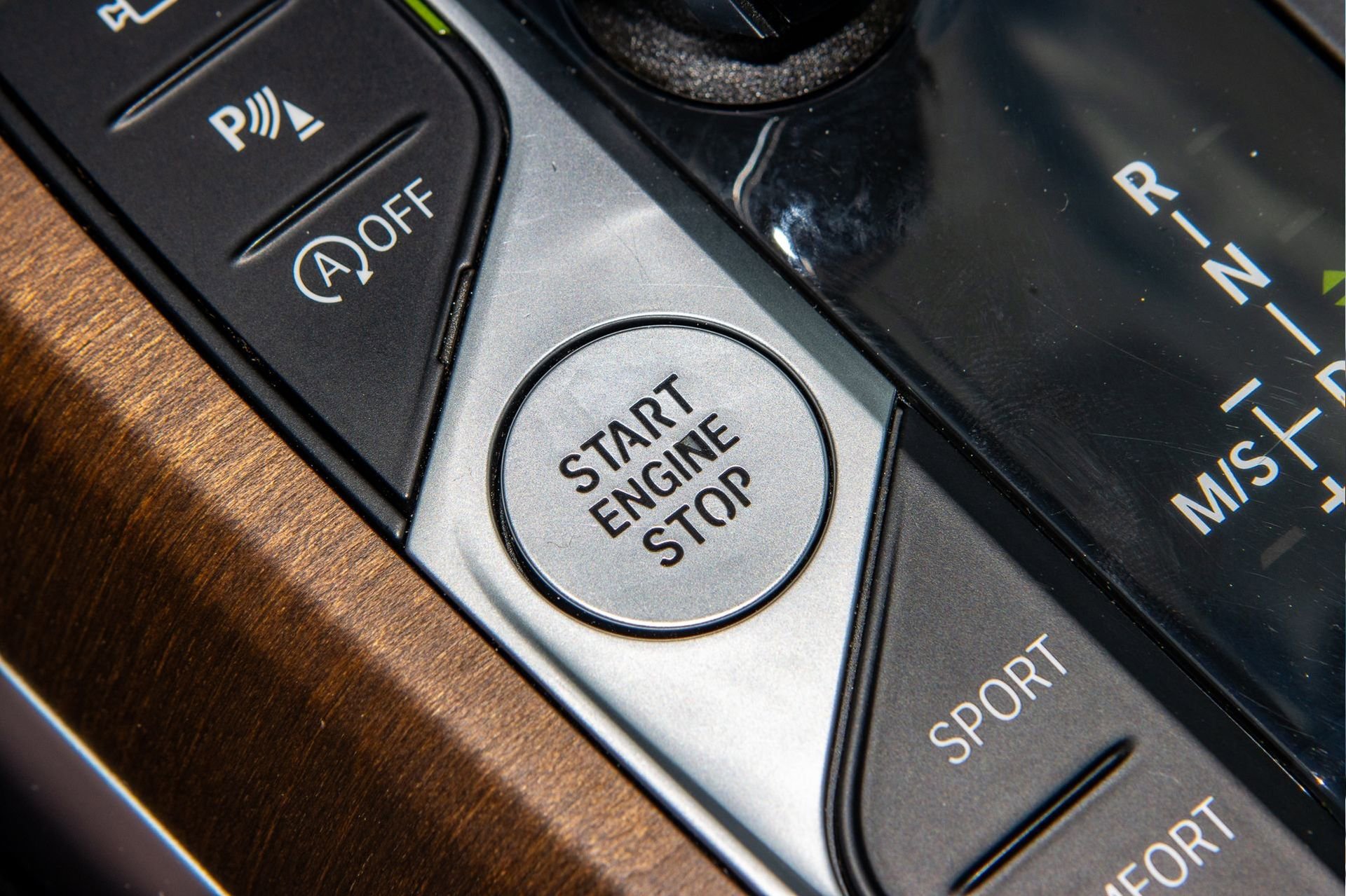 Used 2021 BMW 430i Coupe w/ M Sport Package image 26