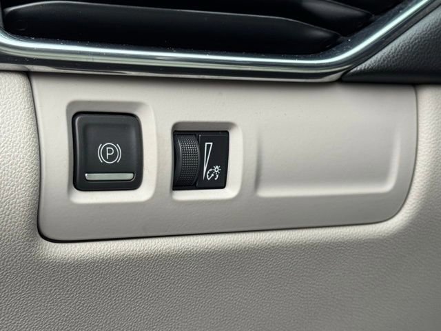 Certified 2021 Cadillac XT4 Premium Luxury w/ Driver Awareness Package image 20