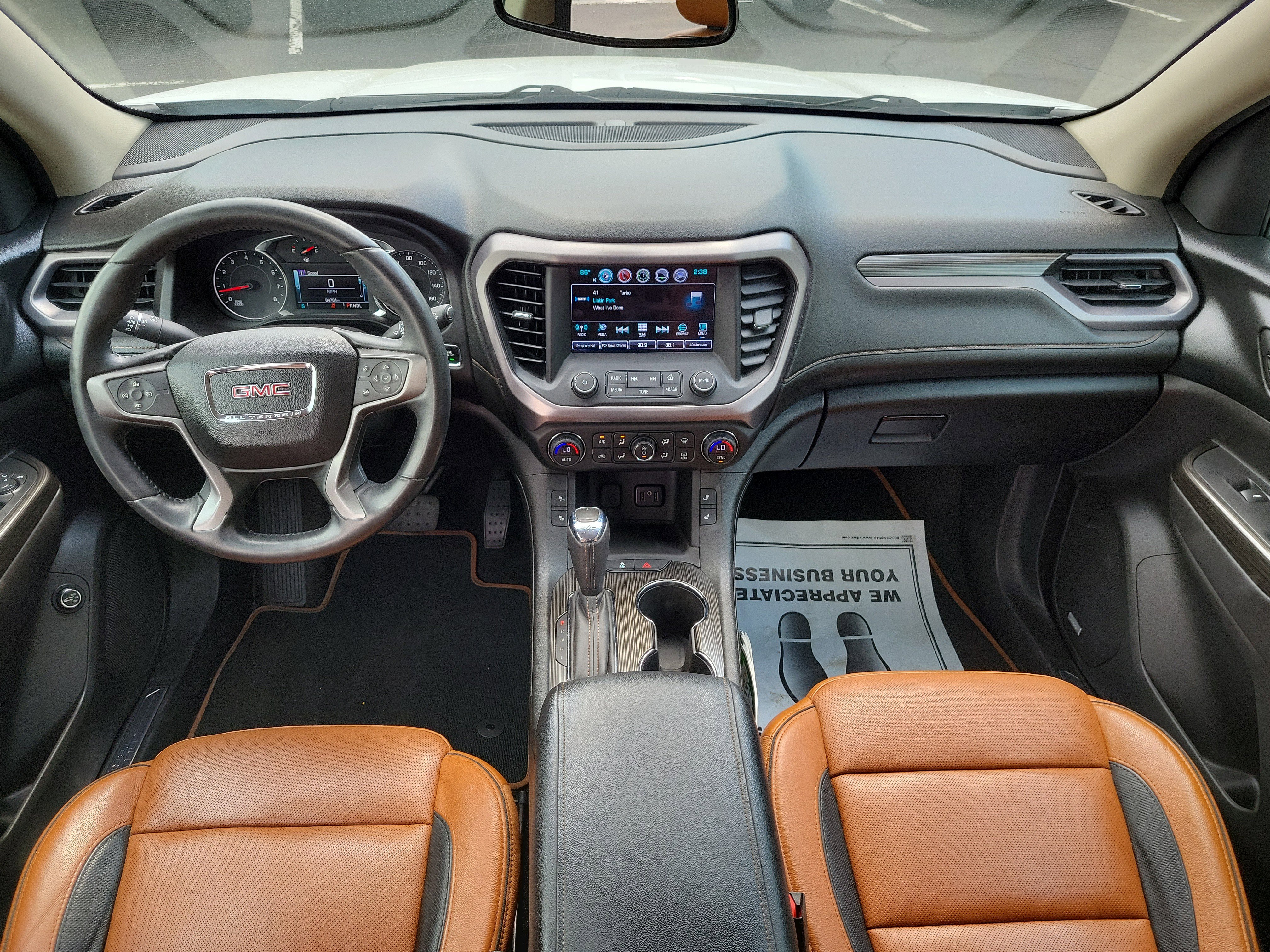 Used 2017 GMC Acadia SLT AWD/4WD image 10