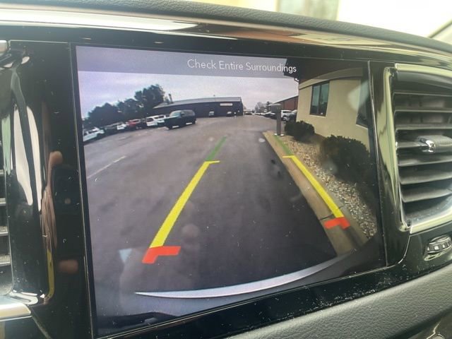 Used 2019 Chrysler Pacifica Touring-L Plus image 25