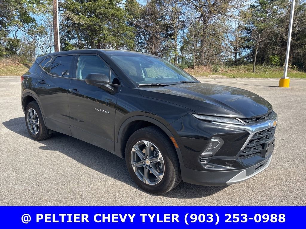 Used 2023 Chevrolet Blazer LT w/ Driver Confidence Package image 1