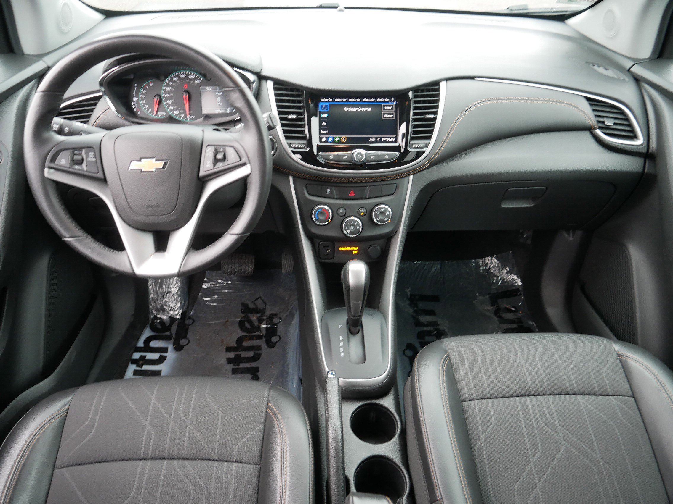 Used 2022 Chevrolet Trax LT w/ Sport Edition image 10