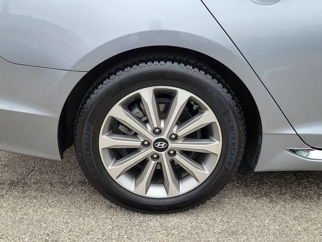 Used 2016 Hyundai Sonata Limited w/ Option Group 04 image 7