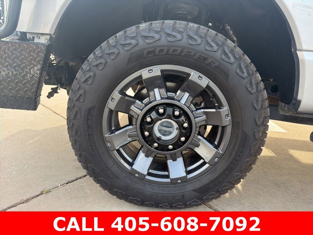 Used 2024 Ford F250 Lariat w/ Sport Appearance Package image 9