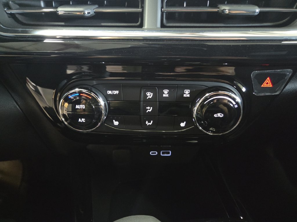New 2026 Chevrolet Trax RS w/ Driver Confidence Package FWD image 28
