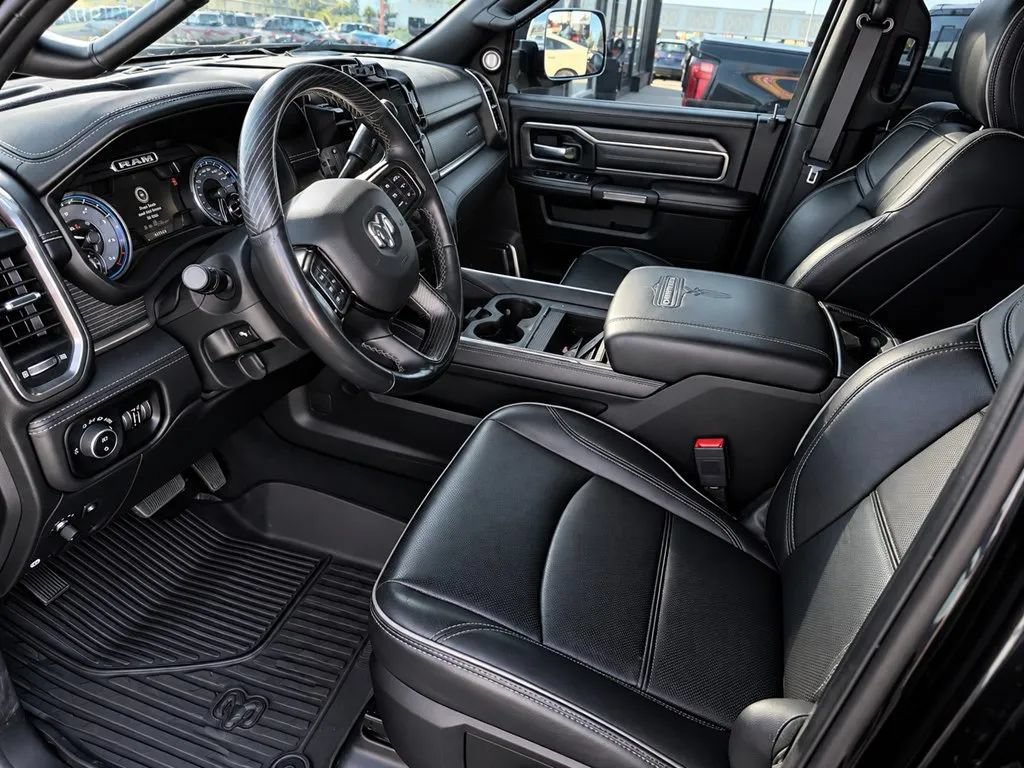 Used 2020 RAM 2500 Limited AWD/4WD image 2