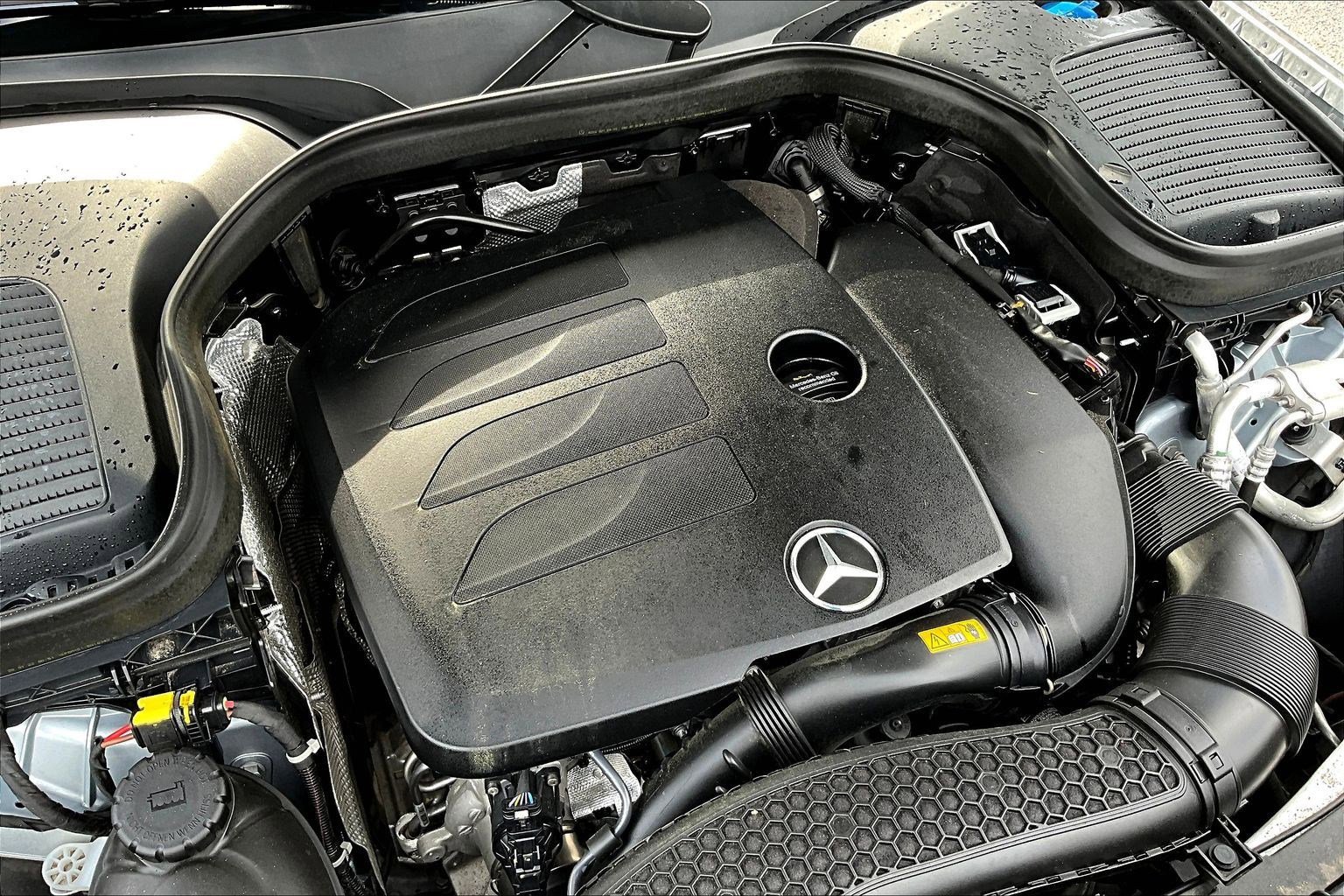 Used 2022 Mercedes-Benz GLC 300 4MATIC image 30