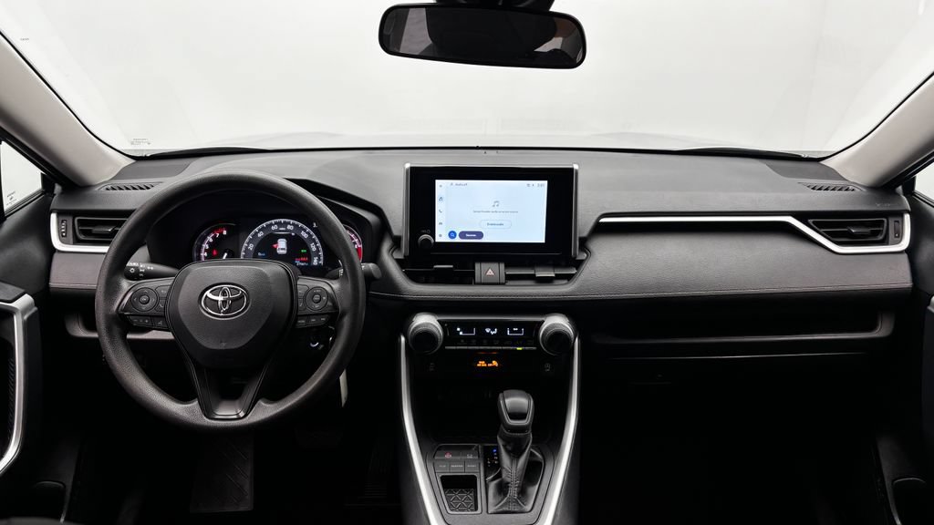 Used 2025 Toyota RAV4 LE FWD image 27