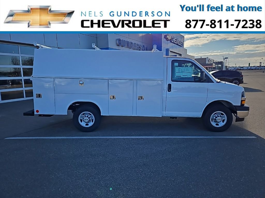 New 2025 Chevrolet Express 3500 w/ Power Convenience Package image 7