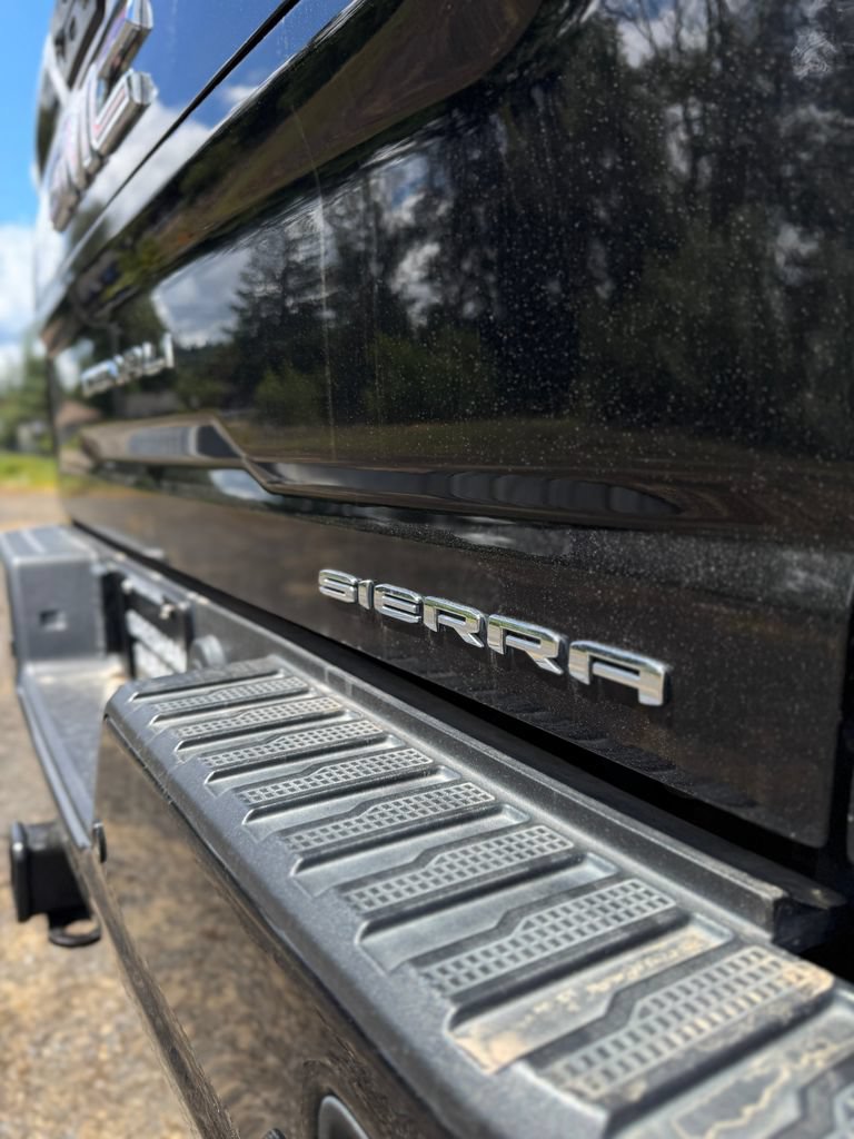 Used 2022 GMC Sierra 3500 Denali w/ Denali Black Diamond Edition AWD/4WD image 55