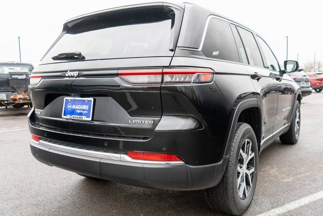 Used 2024 Jeep Grand Cherokee Limited AWD/4WD image 6