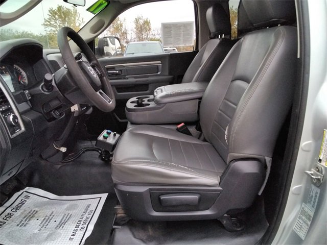 Used 2017 RAM 5500 Tradesman w/ Power & Remote Entry Group image 9