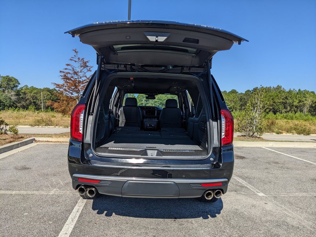 Used 2024 GMC Yukon XL Denali image 47