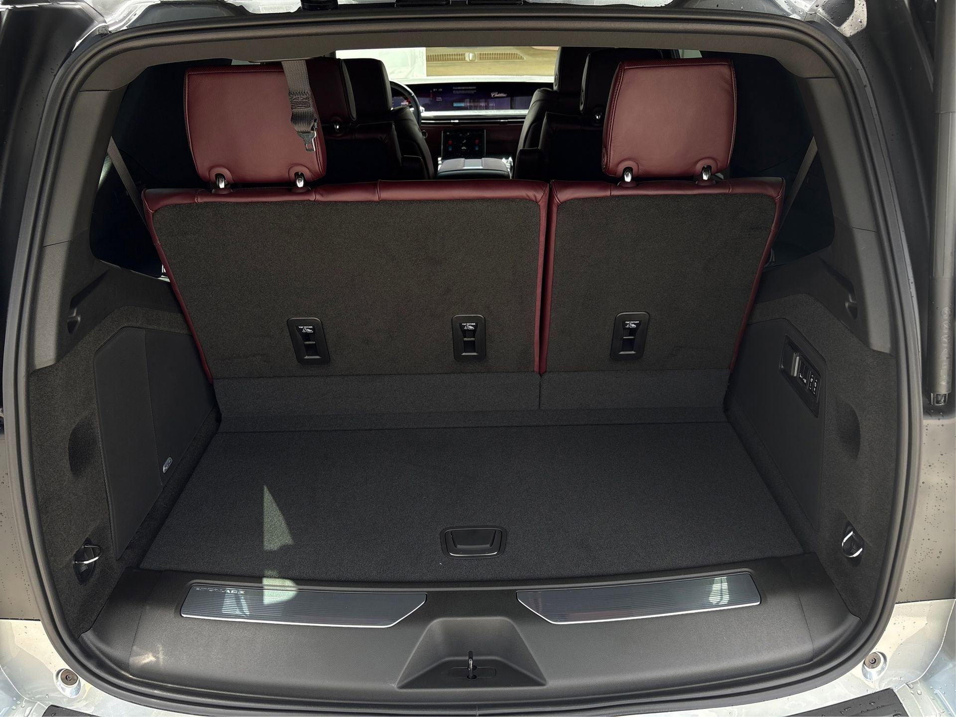 New 2026 Cadillac Escalade Luxury image 11