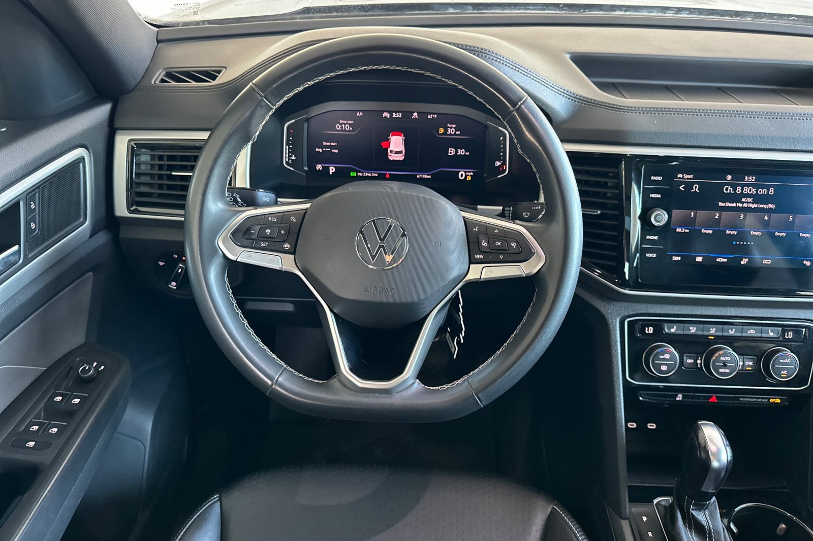 Used 2022 Volkswagen Atlas Cross Sport SE image 14