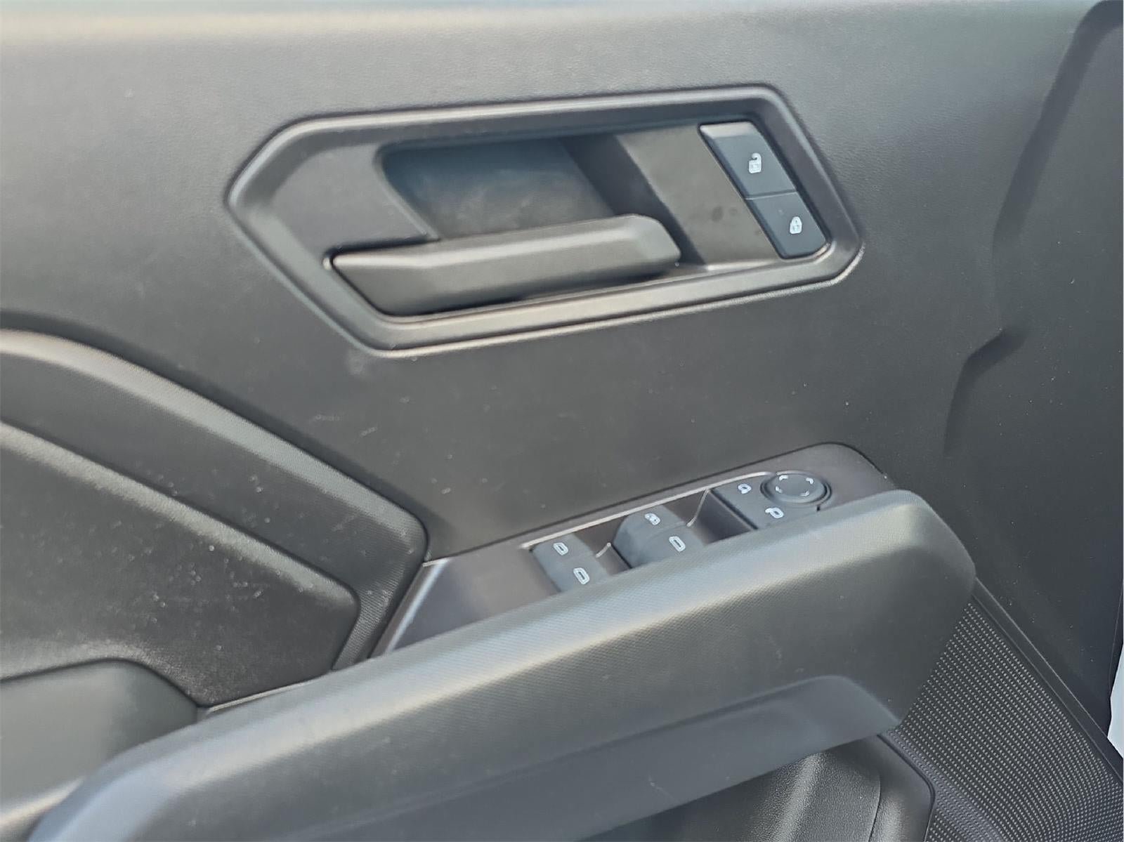 Used 2024 Chevrolet Colorado Trail Boss w/ Technology Package AWD/4WD image 10