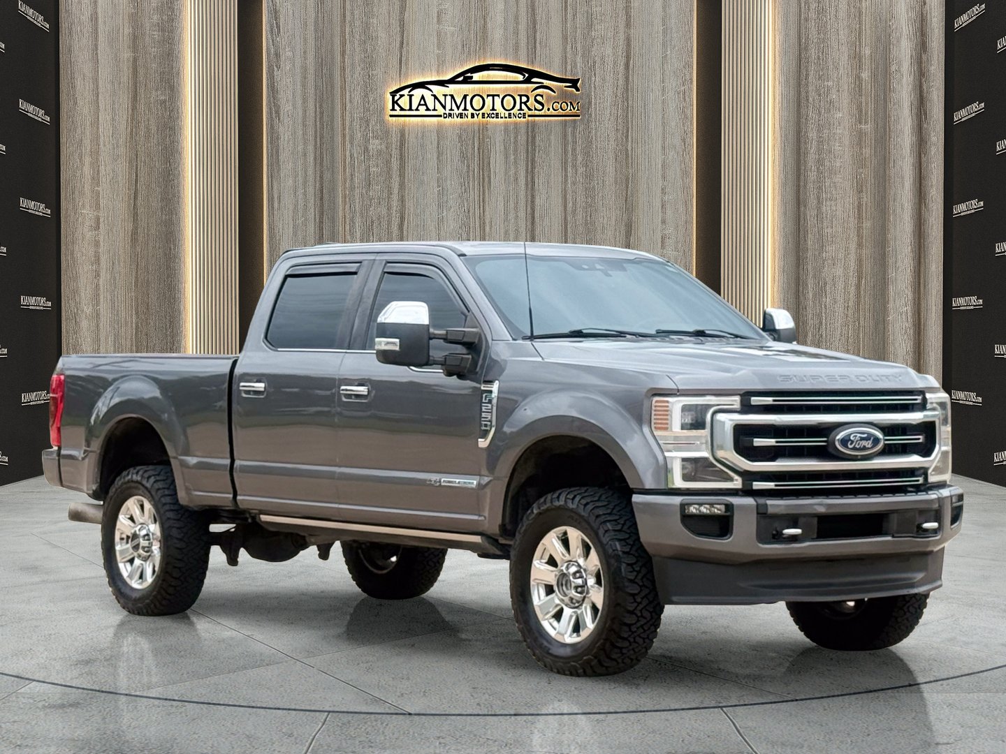Used 2022 Ford F250 Platinum AWD/4WD image 1