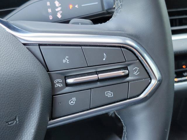 Used 2025 Chevrolet Equinox LT AWD/4WD image 19