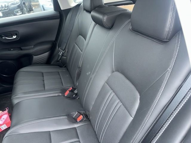 Used 2024 Honda HR-V EX-L image 9
