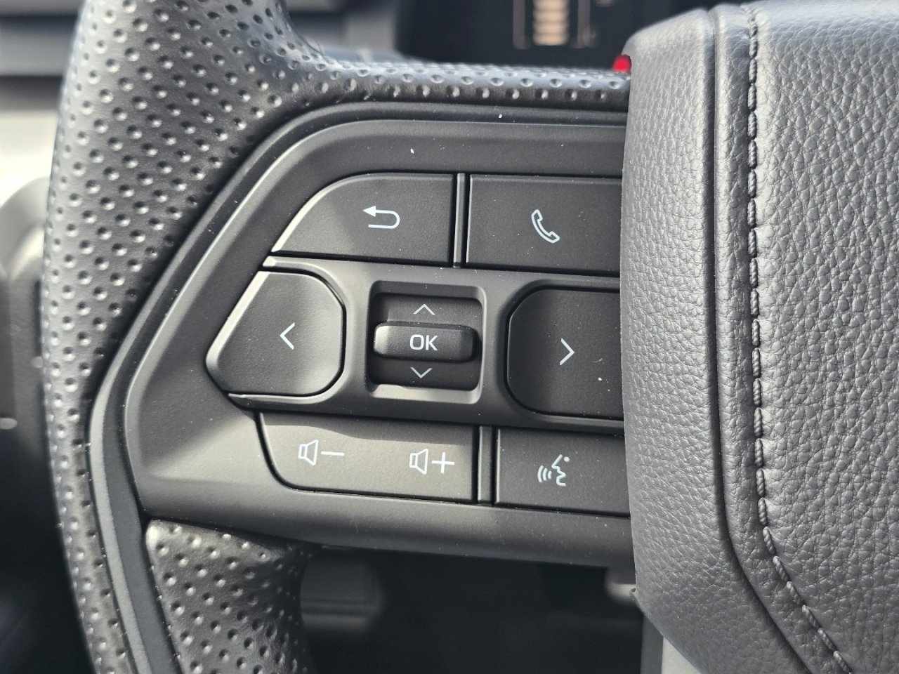 New 2026 Toyota Tacoma SR5 AWD/4WD image 32