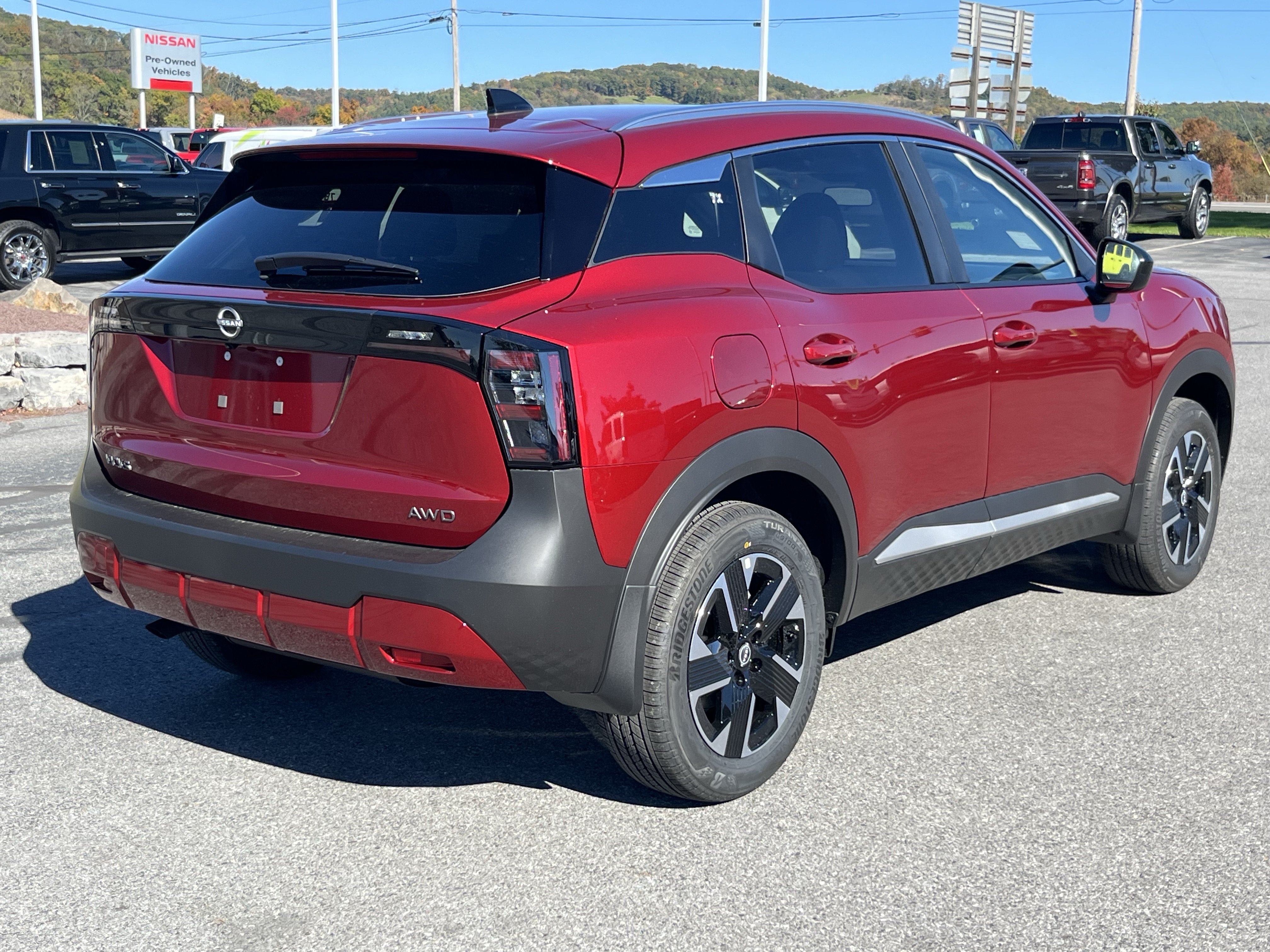 New 2027 Nissan Kicks SV w/ SV Premium Package AWD/4WD image 3