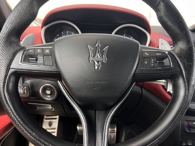 Used 2019 Maserati Ghibli GranSport RWD image 21
