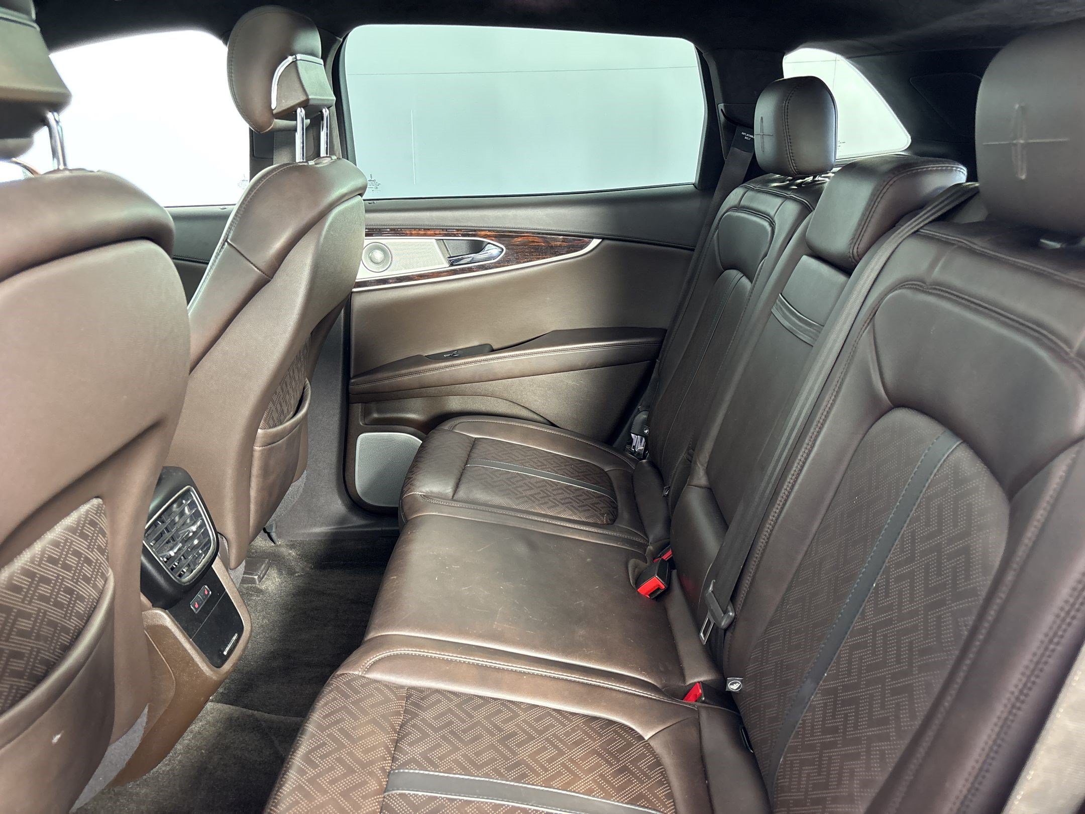Used 2018 Lincoln MKX Black Label w/ Driver Assistance Package AWD/4WD image 20