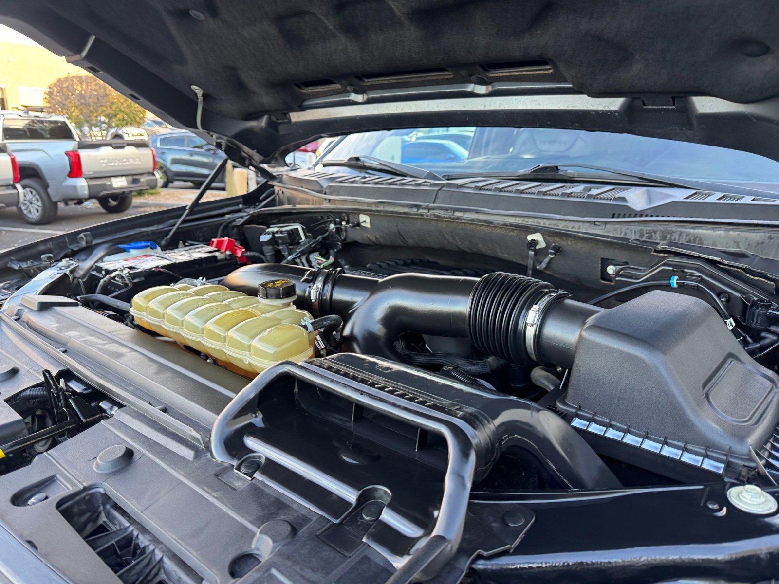 Used 2020 Ford F150 Raptor w/ Equipment Group 802A Luxury image 22