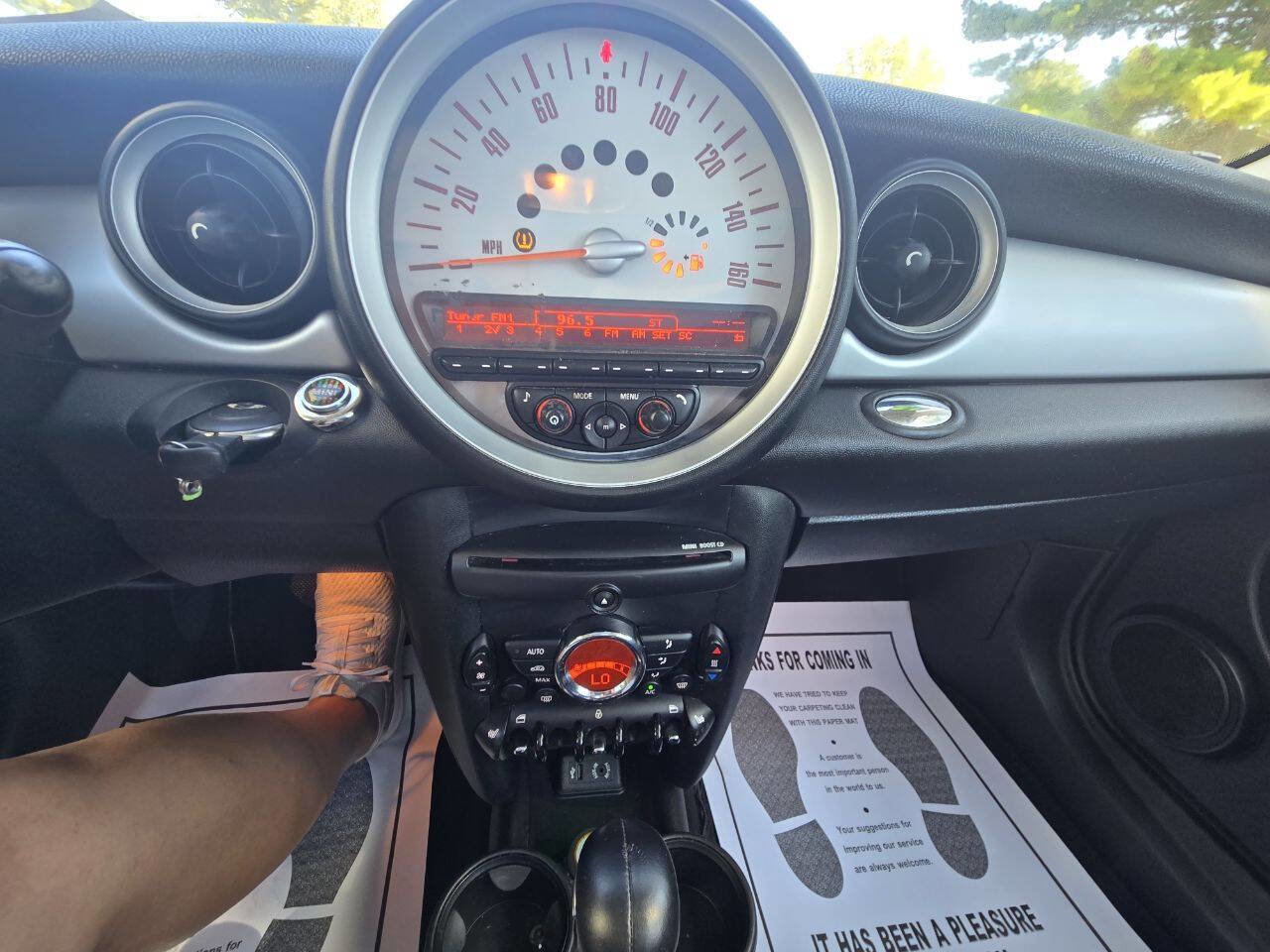 Used 2013 MINI Cooper Hardtop image 10
