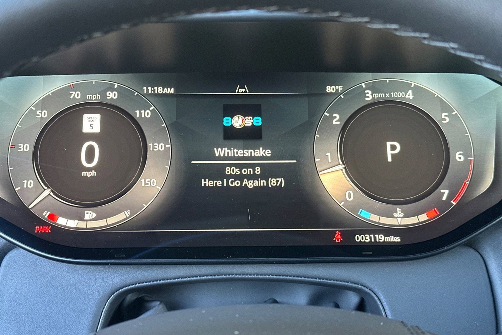 Used 2025 Land Rover Range Rover Sport SE image 19