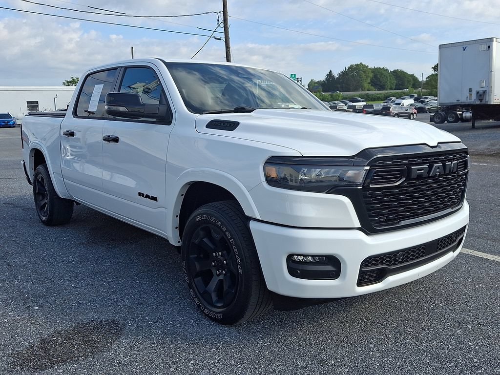 Used 2025 RAM 1500 Big Horn AWD/4WD image 3