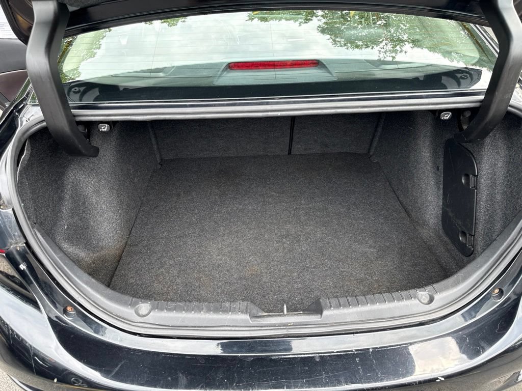 Used 2017 MAZDA MAZDA3 Touring w/ Popular Equipment Package FWD image 14