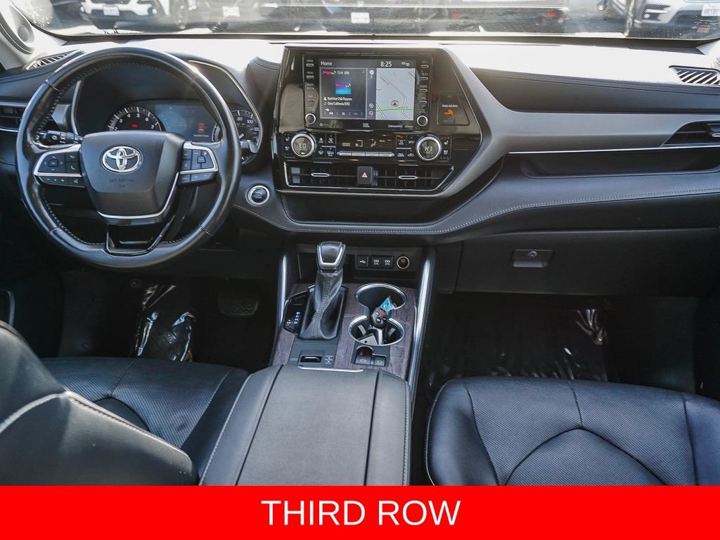 Used 2021 Toyota Highlander Limited FWD image 14