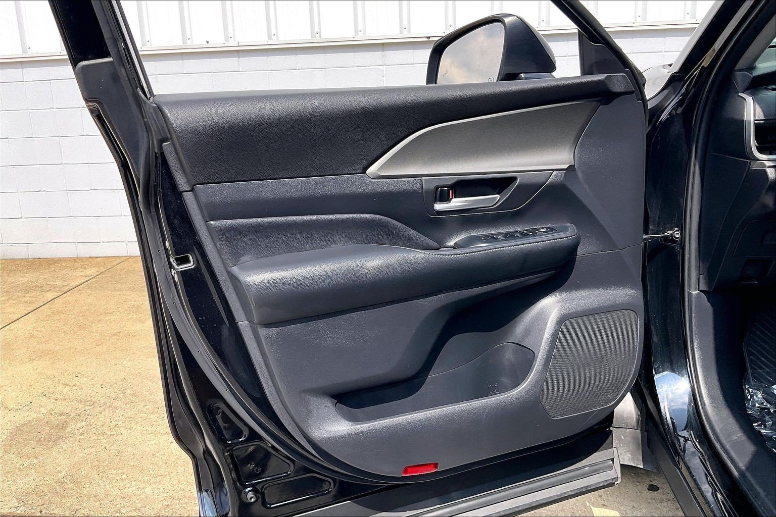 Used 2025 Toyota Grand Highlander FWD image 27