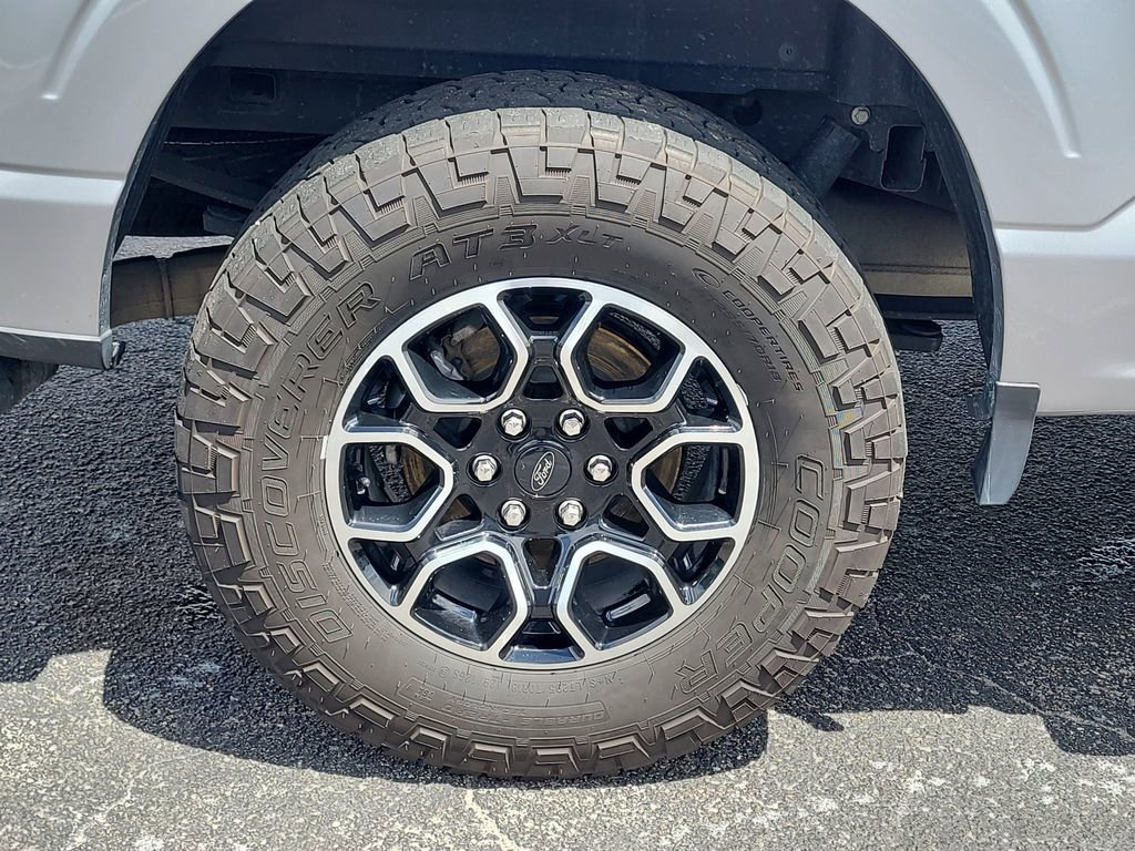 Used 2021 Ford F150 XLT w/ Equipment Group 302A High image 5